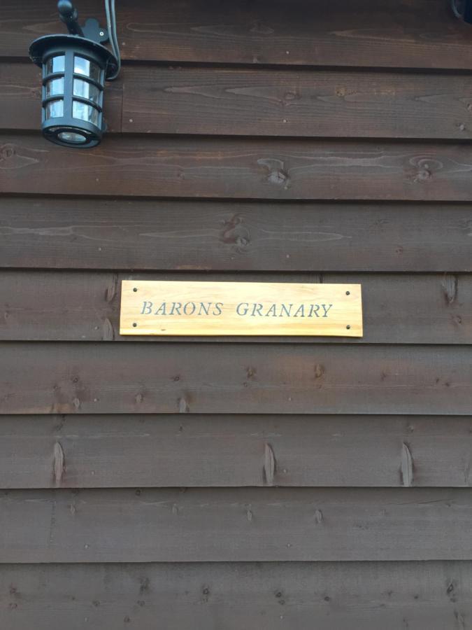 ライ Barons Granary Bed & Breakfast エクステリア 写真